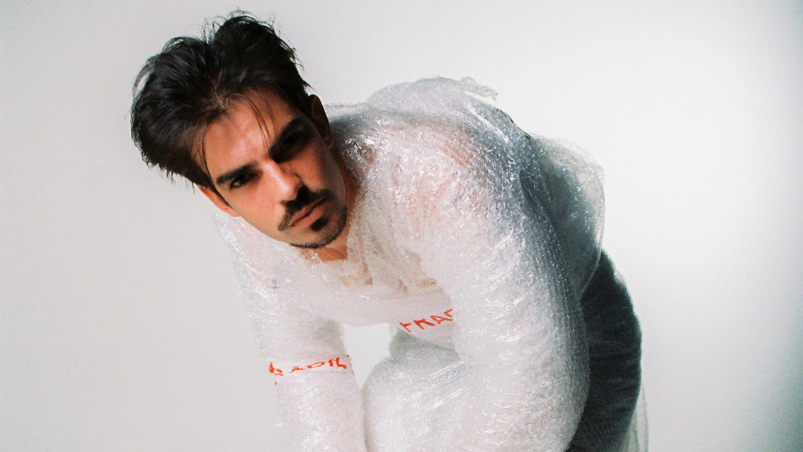 Xavibo presenta 'Besos en la Nariz'