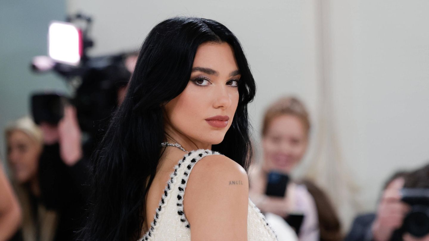 El estilo intrépido y vanguardista de Dua Lipa