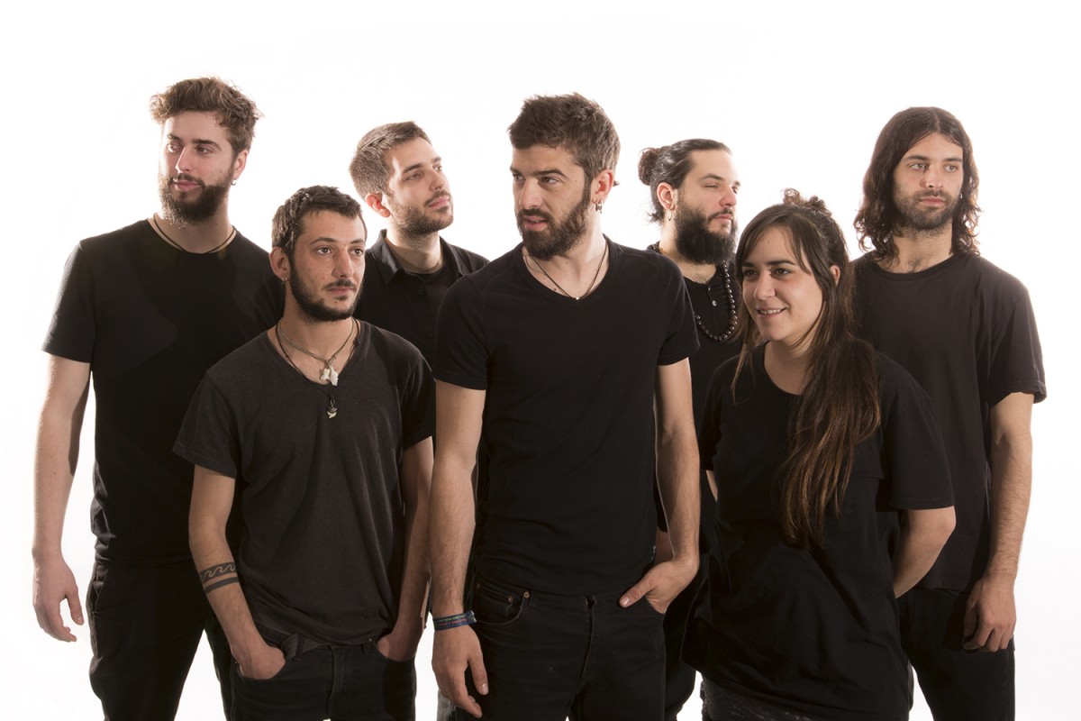 Itaca Band regresa con nuevos sonidos en ‘Entre algoritmos y latidos’